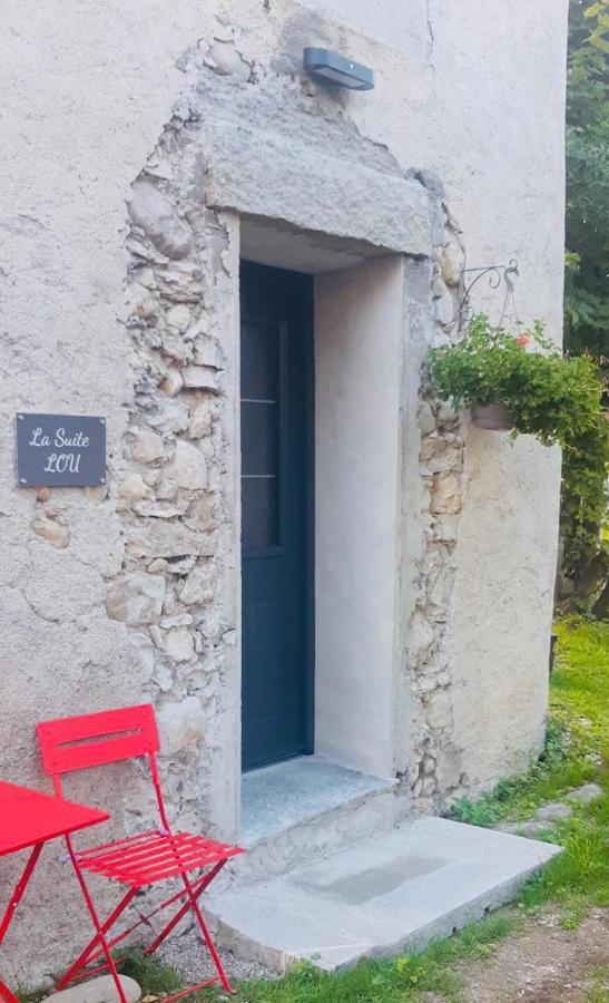 La Suite Lou Le Noyer  Εξωτερικό φωτογραφία